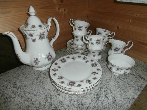 Royal albert sweet violets - albert,