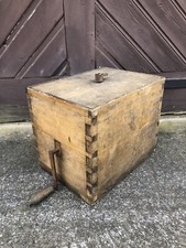 Alte Buttermaschine Butterschleuder aus Holz sehr dekorativ