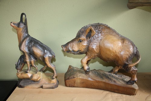 Handgeschnitzte holzfiguren - handgeschnitzte,