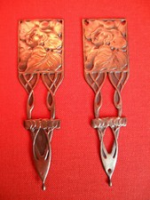 Metallbeschlag mit Putte