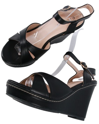 Bequeme schwarze keilsandalen - bequeme,