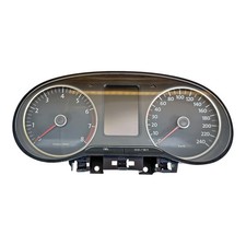 Tacho Kombiinstrument Tachometer Instrumententafel Benzin VW Polo 6R 6R0920860F