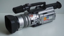 Sony DCR-VX2000 E Camcorder