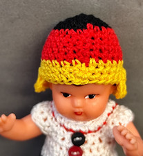 DDR Gummi Puppe mit Kleidung