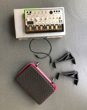 Korg Volca Bass, inkl