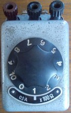 DDR VEB Technischer Dekaden-Widerstand - 0,1 A x 100 Ohm - 2,5 kV