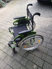 Rollstuhl zusammenklappbar