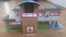 Playmobil City Life Große Schule (9453) - gebraucht - mit Aufzug & digitaler Uhr
