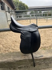 Dressursattel Sommer Passion 18“, 17,5“ Kissen für kurze Pferde