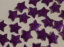 25 lilane 2cm große Sterne