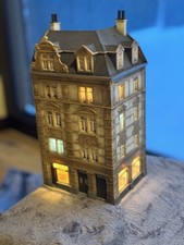 Faller 130916 Stadt-Eckhaus