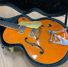 GRETSCH G6120T-59 VS Chet