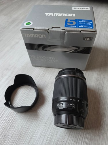 Tamron b018n 200 mm - vc,