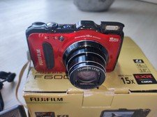 Fujifilm FinePix F Series F600EXR 16.0MP Digitalkamera - Schwarz