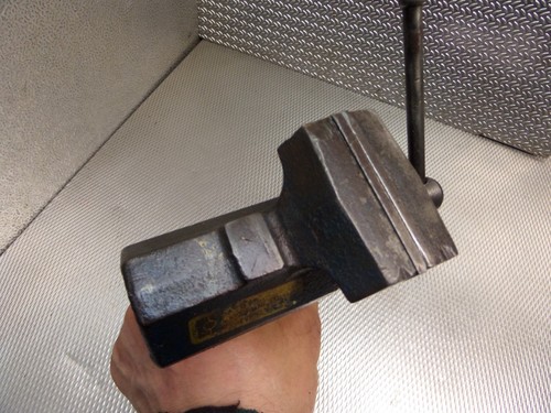 Alter massiver schraubstock - massiver,