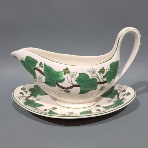 Wedgwood napoleon ivy sauciere - wedgwood,