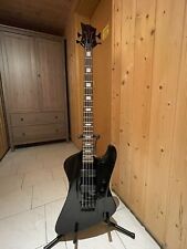 DBZ Hailfire Bassgitarre in Thunderbirdstyle, absolutes Hammerteil! 