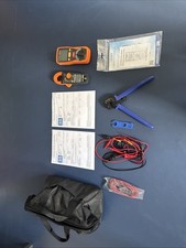 Solar PV Test und Werkzeugset. Stromzange, Isolationswiderstandsmessgerät. 