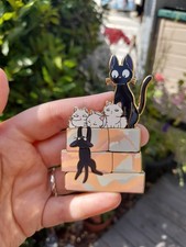 Fantasy Kiki's Lieferservice Jiji und Kätzchen Anstecknadel 3 Zoll groß B-Ware