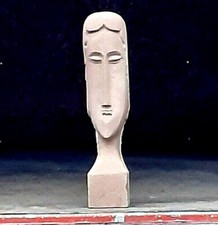 Stein Skulptur  von Adri