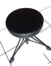 ?Schlagzeughocker Drumhocker schwarz Zustand sehr gut?