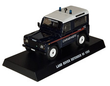 Land Rover Defender 90 -