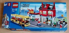 LEGO City 7641 Stadtviertel mit Bus Komplett,Bauanleitung,Figuren & OVP