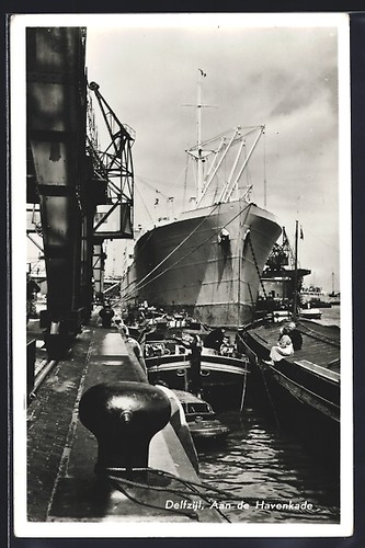 Delfzijl aan havenkade - de,