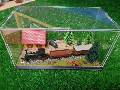 Diorama mit vitrine - diorama,