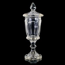 Deckelpokal aus farblosem Glas