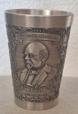 Zinnbecher: Gottlieb Daimler / Zinn 95%. Wertzinn-design Stuttgart. Handgravour