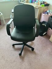 Duo-Angebot: Jackson Schreibtisch und Murnau Chefsessel - zusammen für 60 Euro!