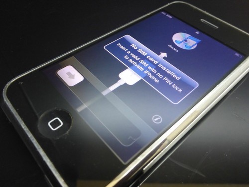 Apple iphone 8gb - apple, 2g