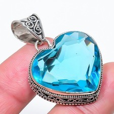 Schweizer Blautopas Edelstein