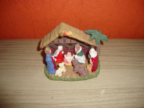 Weihnachtskrippe mit figuren - weihnachtskrippe,