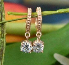 2 Ct Weiße Behandelte Diamant