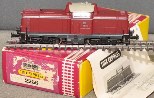 Trix 2266 diesellok 100 - 2266,
