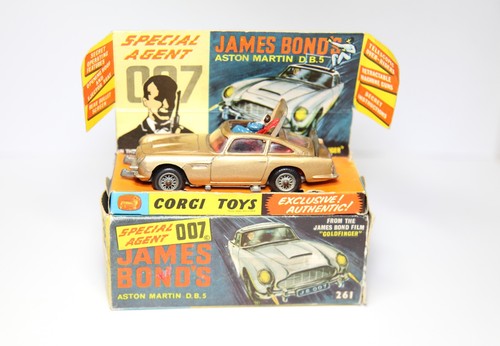 Corgi 261 james - bond, aston
