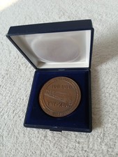 VW Medaille - 100000. Zug aus