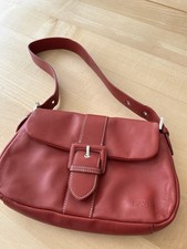 Kleine Rote Handtasche Von