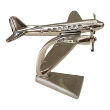 Dakota Modellflugzeug aus