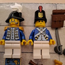 Lego Piraten   Figuren   2 Blauröcke  Offizier u. Soldat