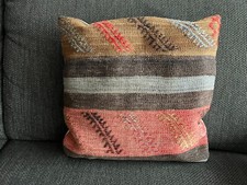 Kelim Kissen antik, Anatolien, ca. 150 Jahre alt. 40 cm  x 40 cm