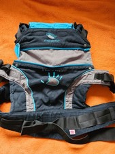 Manduca Babytrage / Kindertrage – ergonomisch & bequem – Schwarz/Blau – guter Zu