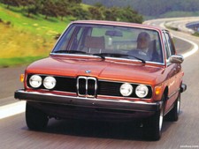 BMW 528i E12 US