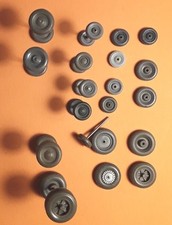 Wiking Sehr alte Wiking Räder und Achsen LKW PKW, Zustand siehe Fotos