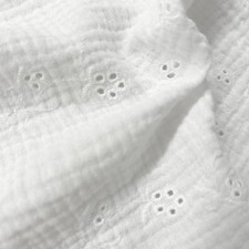 0,5m Musselin mit Stickerei