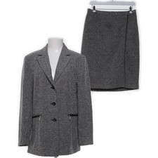 Cappuccini, Business Kostüm