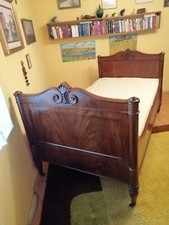 Mahagoni Zerotin-Bett antik
