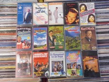 100 MUSIKKASSETTEN MC's